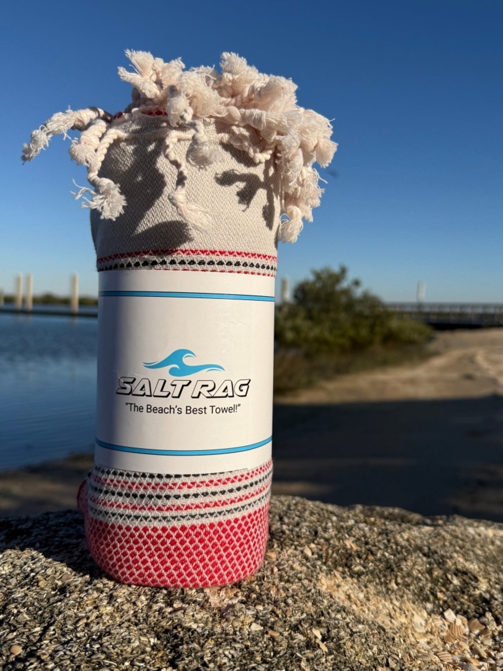 Angler Rag Red — Salt Rag™ Sand-Resistant Turkish Beach Towel - Picture 3 of 4